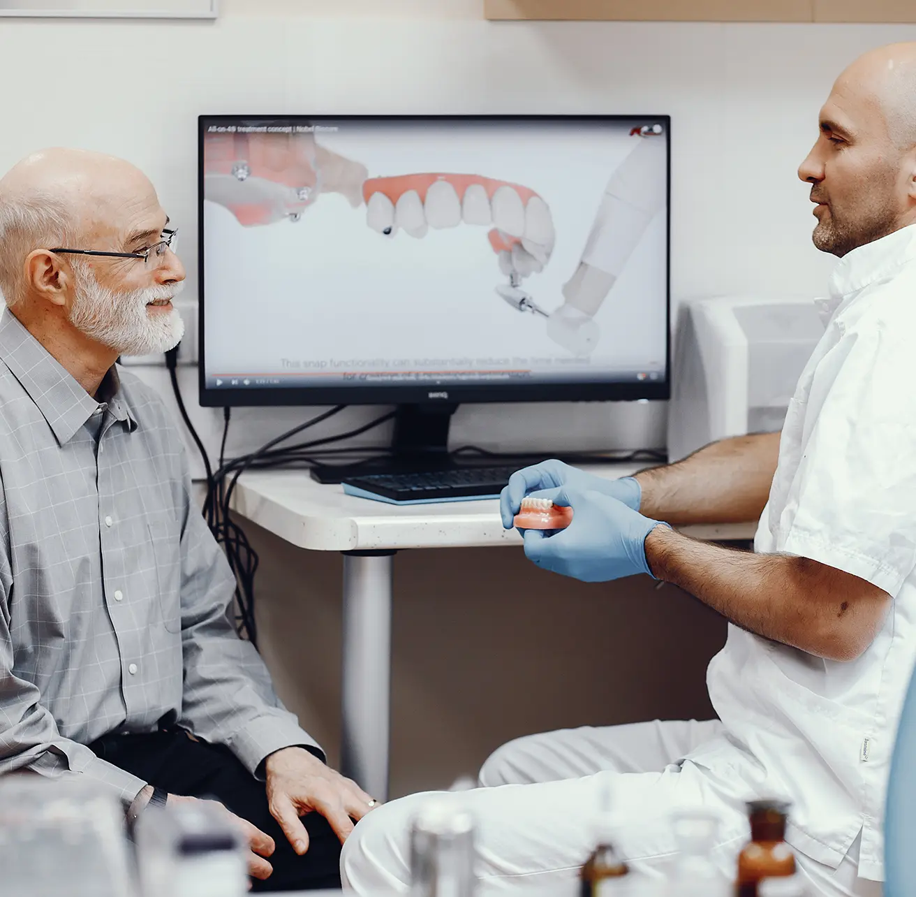 Implantes dentales en Palma de Mallorca